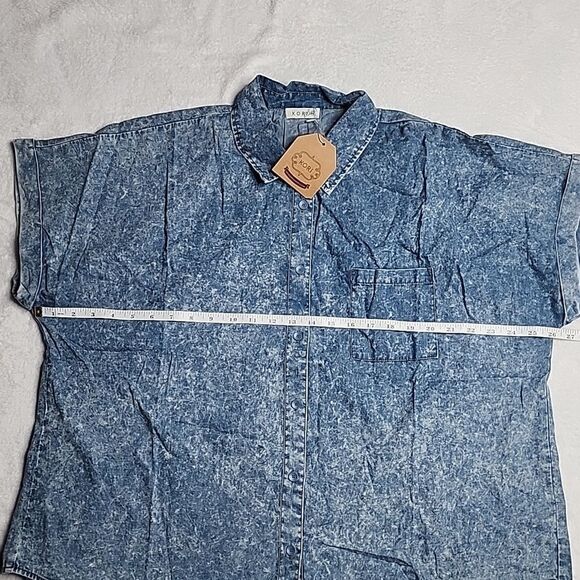 2644 NWT Kori AmericaI Could Be Famous Denim Button Up Aize 1XL - Picture 5 of 7